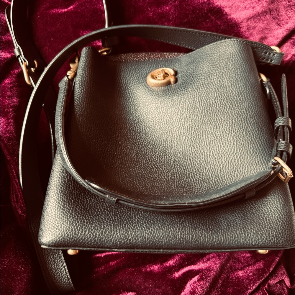 Coach Black Leather Shoulder Bag with Gold Hardware